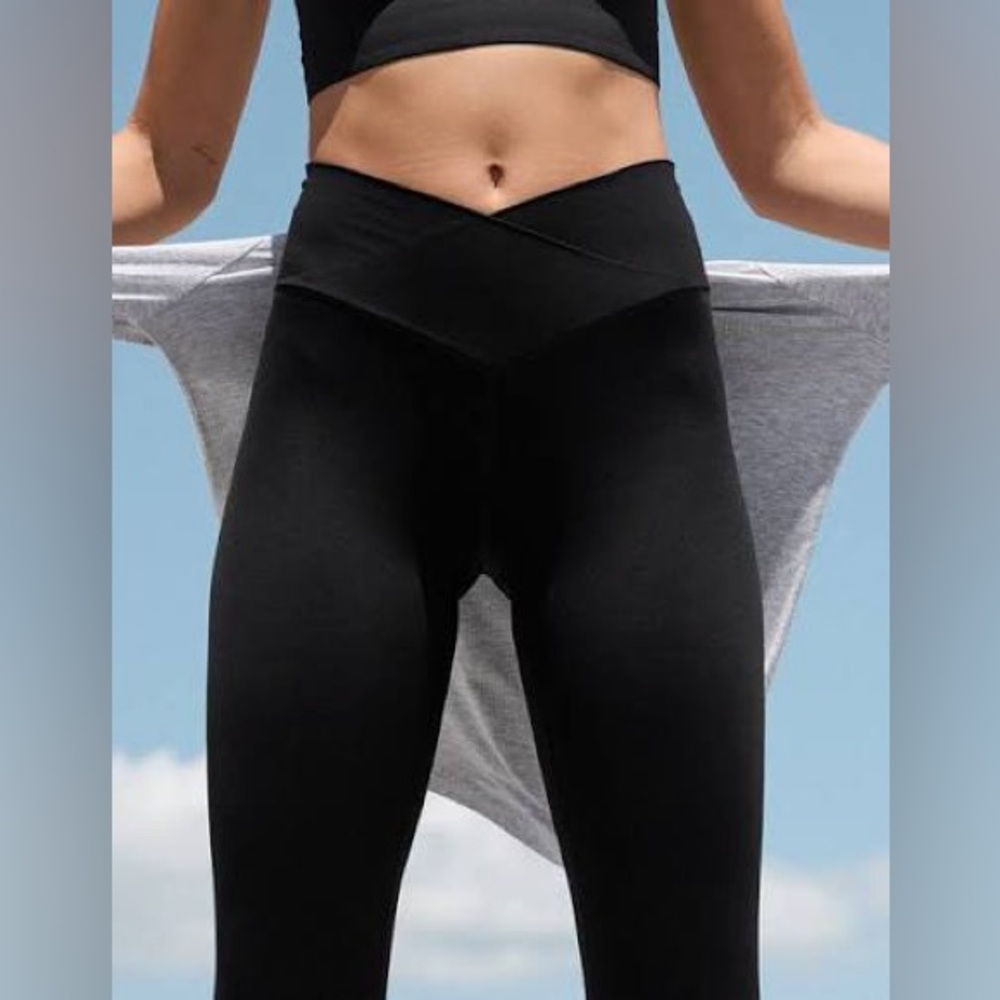 Women’s Offline by Aerie Real Me 7/8 Black Leggings High Rise Size XS
